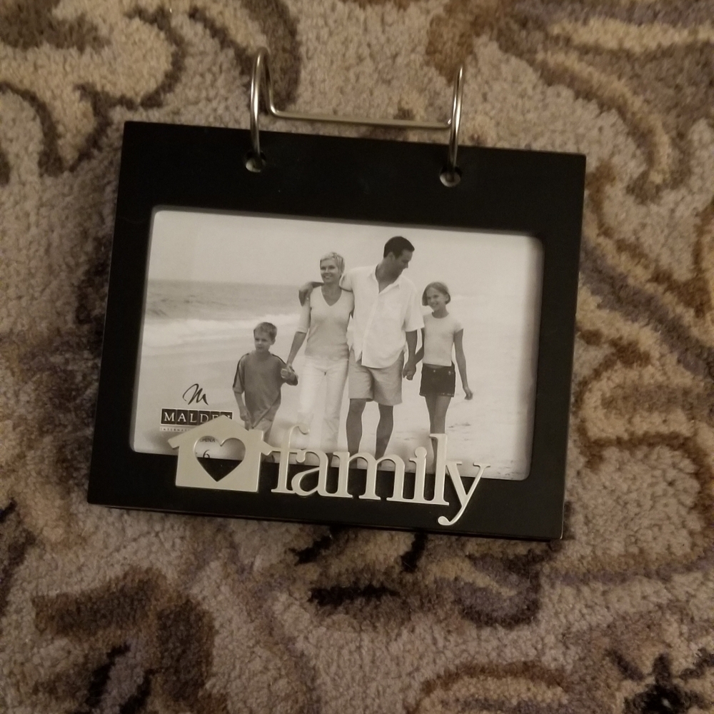 Nwot Super cute family album